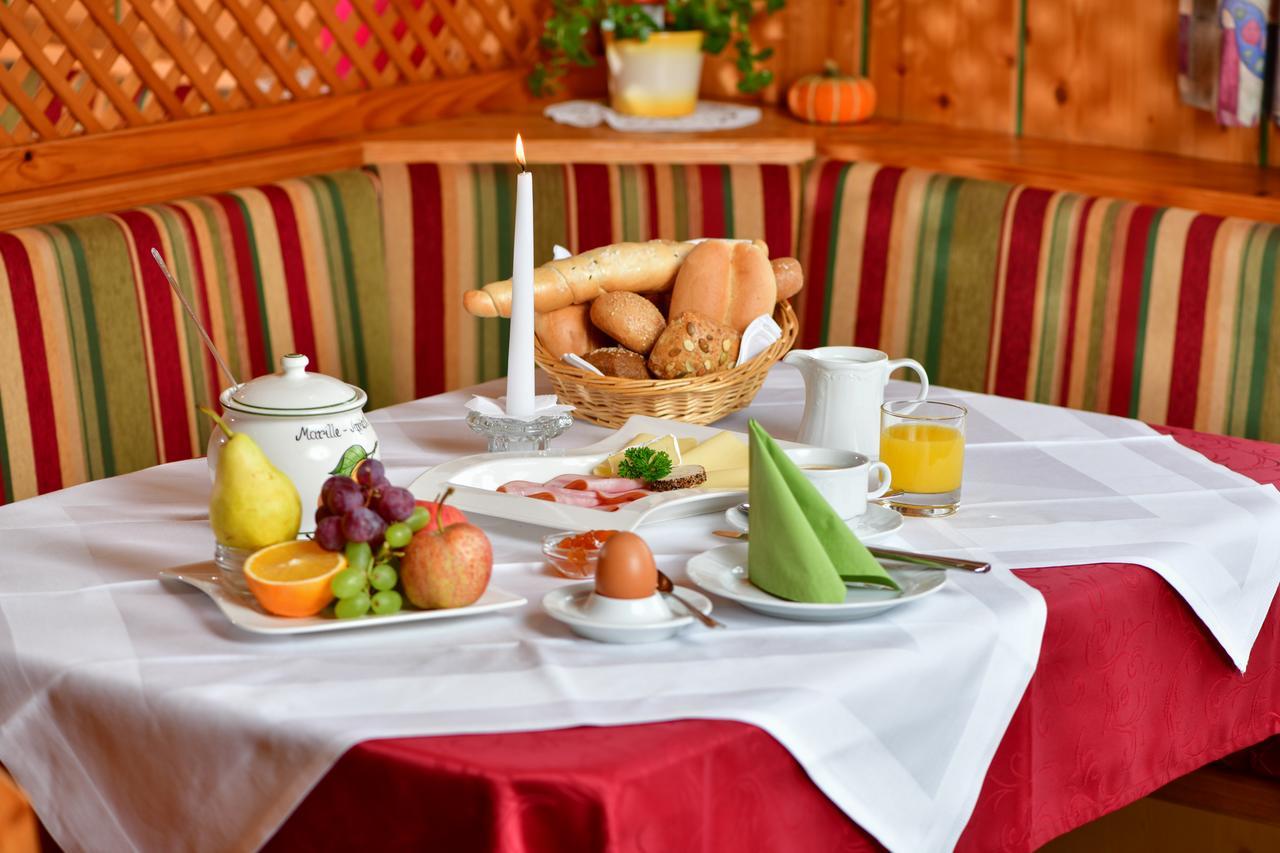 Der Almblick Hotel Strallegg Exterior photo